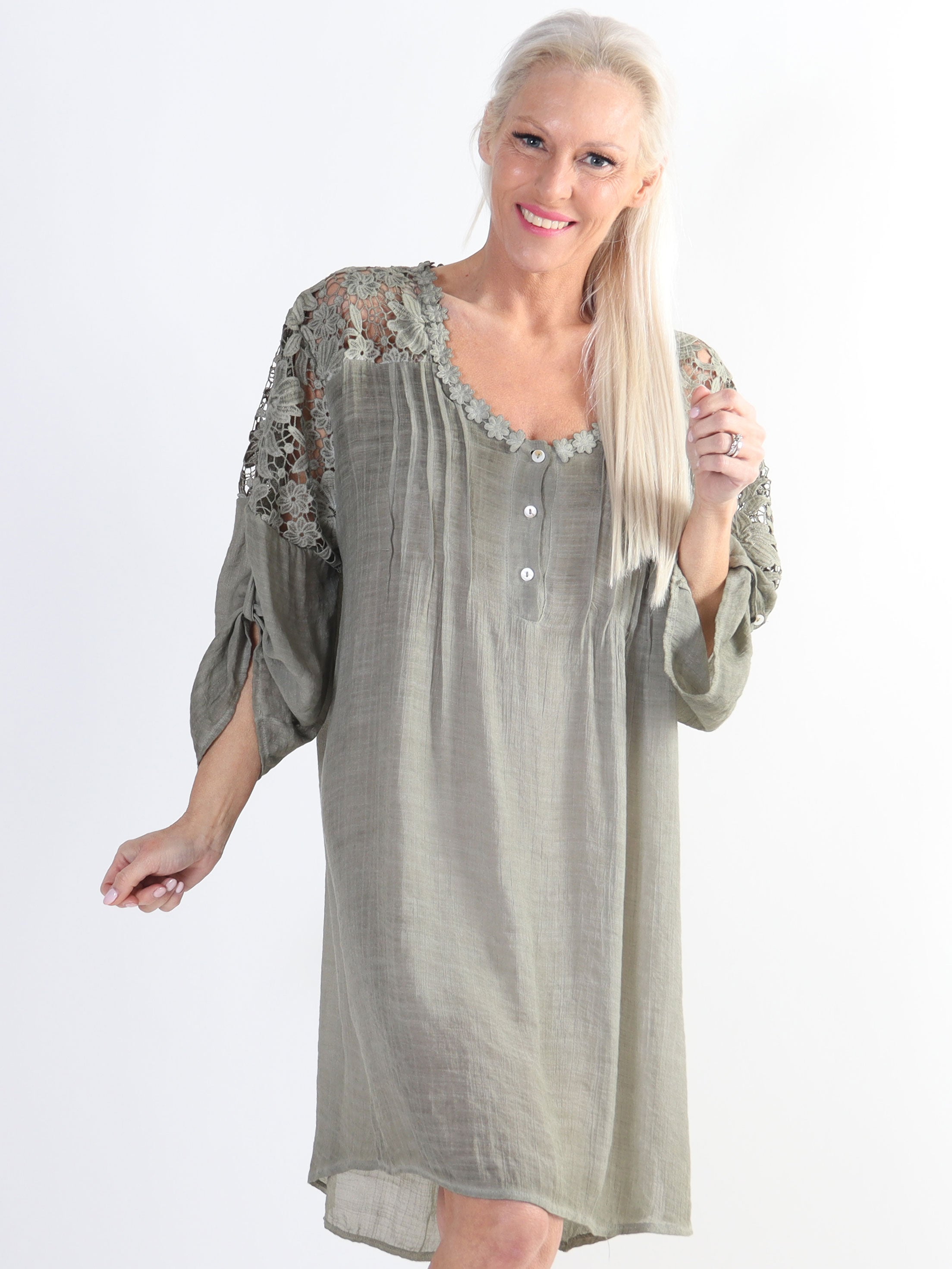 Juliette - Plus size tunika i bomuldsblanding med broderinger